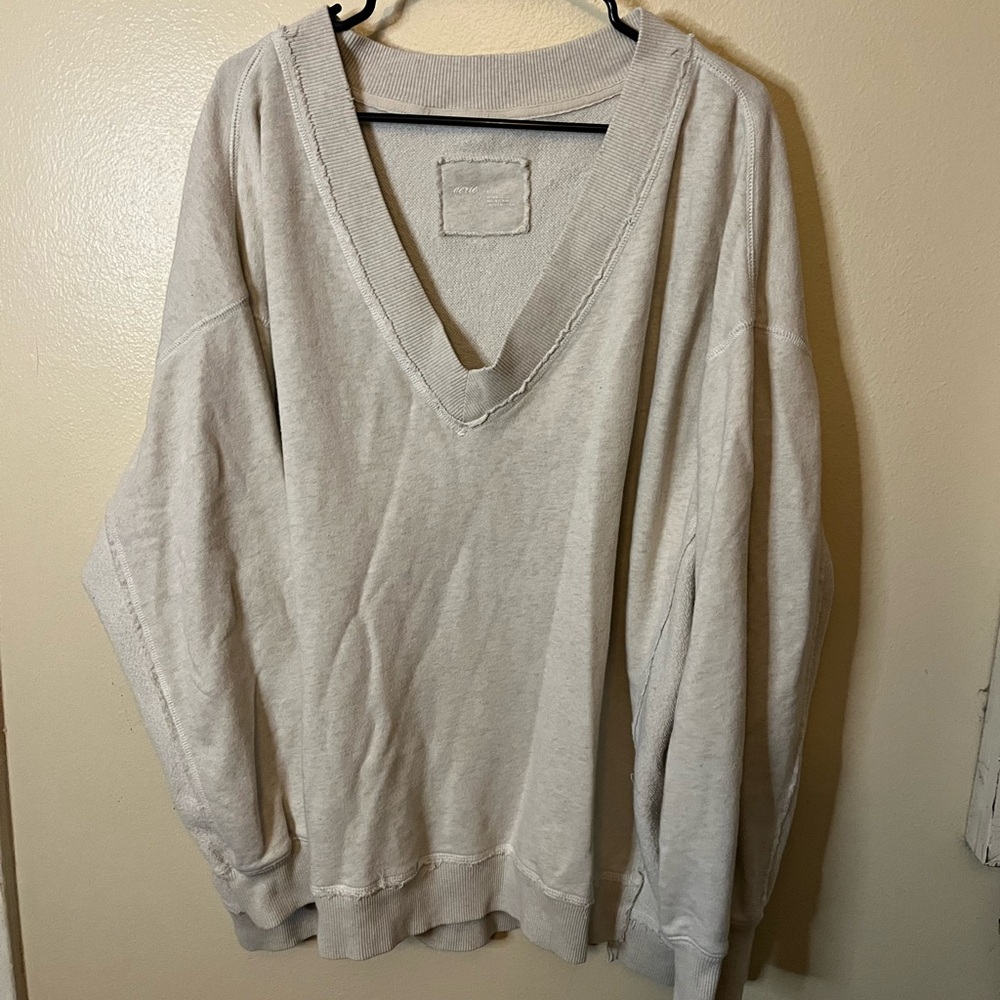V-Neck Lightweight Pullover Sweater - Cream